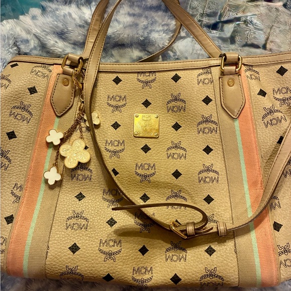 MCM Handbags - MCM Tan & Pink Monogram Tote Bag Gold Accents Q4382 München